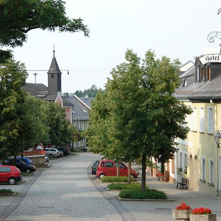 Burghotel Lichtenberg  Exteriör bild